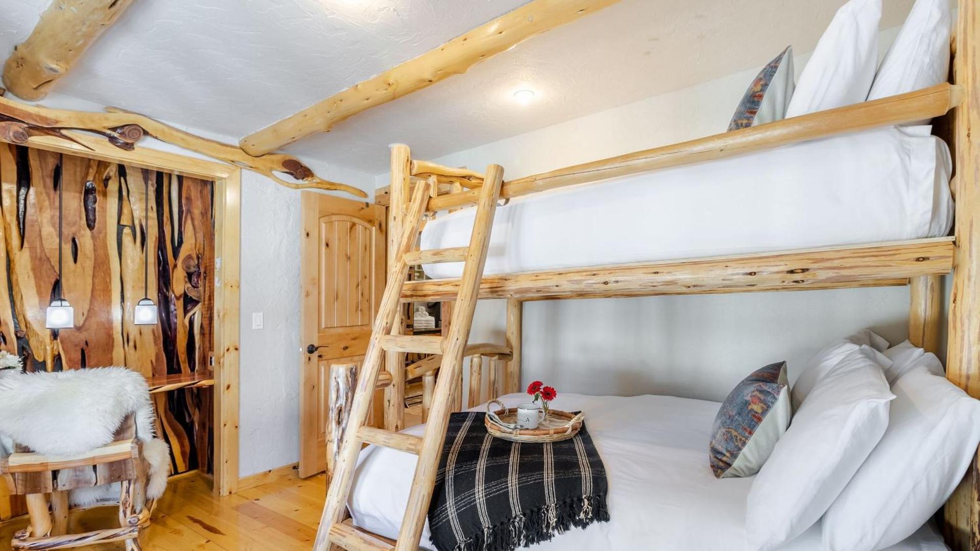 Fotografie 7: Base Camp by AvantStay