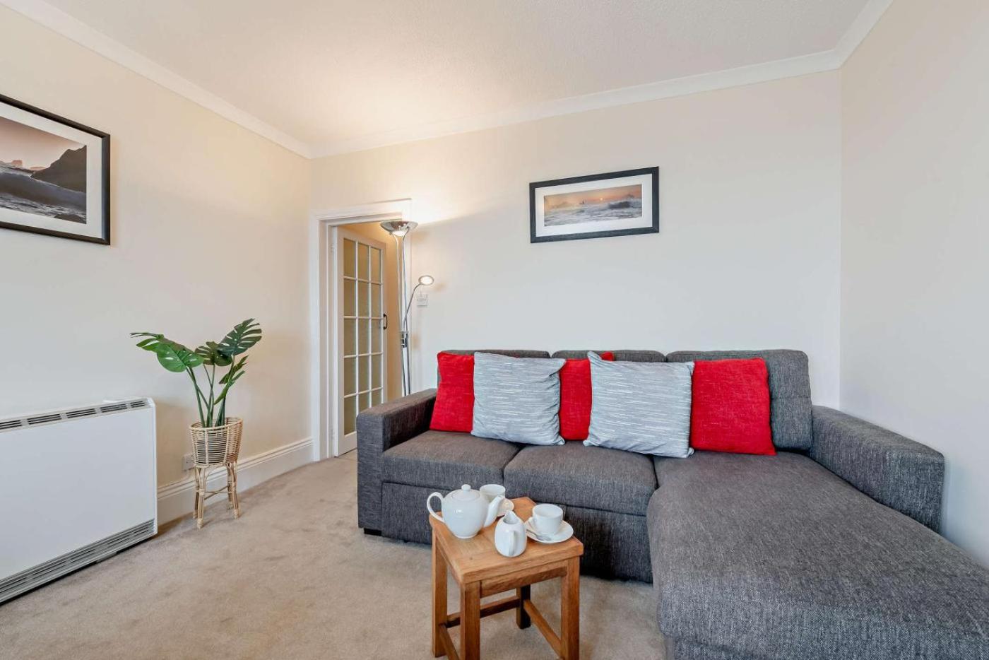 Foto 10: 2 Bed in Saundersfoot oc-pw399