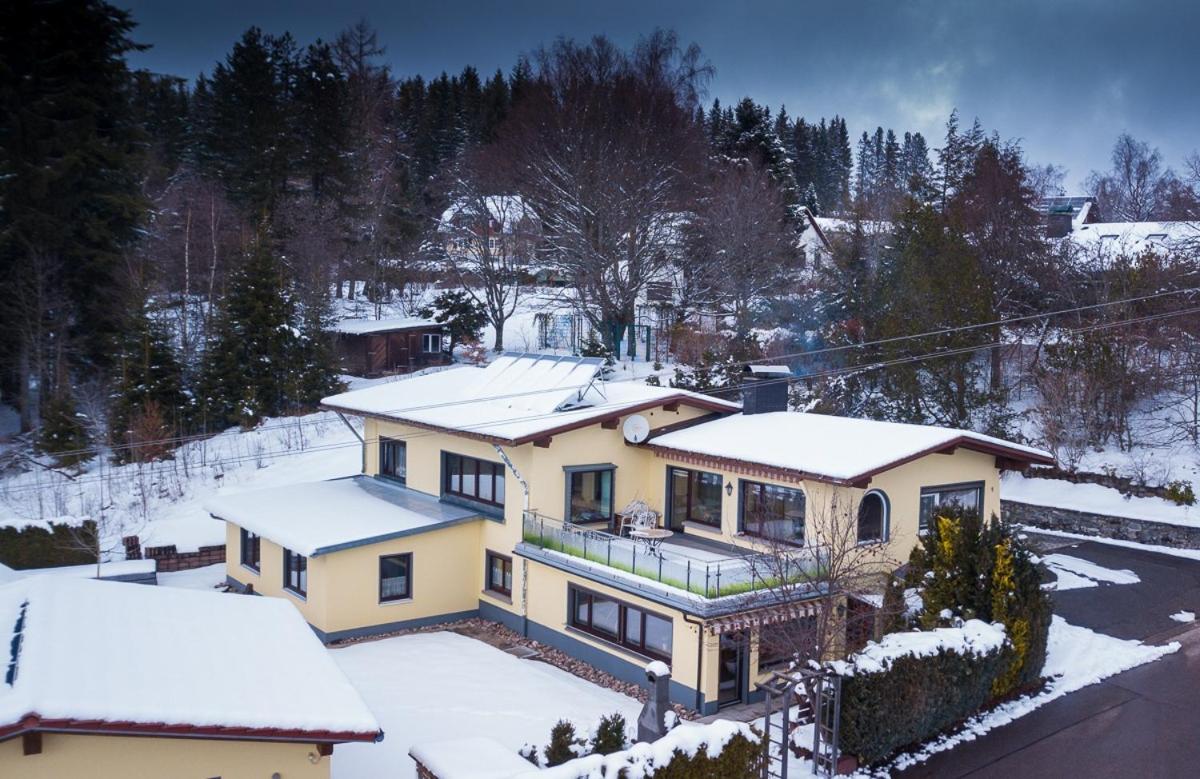 Foto 5: FEWO klein mit Garten