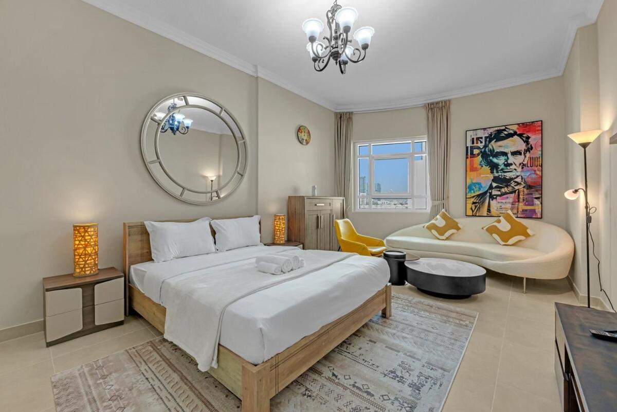 Photo 10 : Waves - Elegant 1BR Retreat in JVC with Balcony