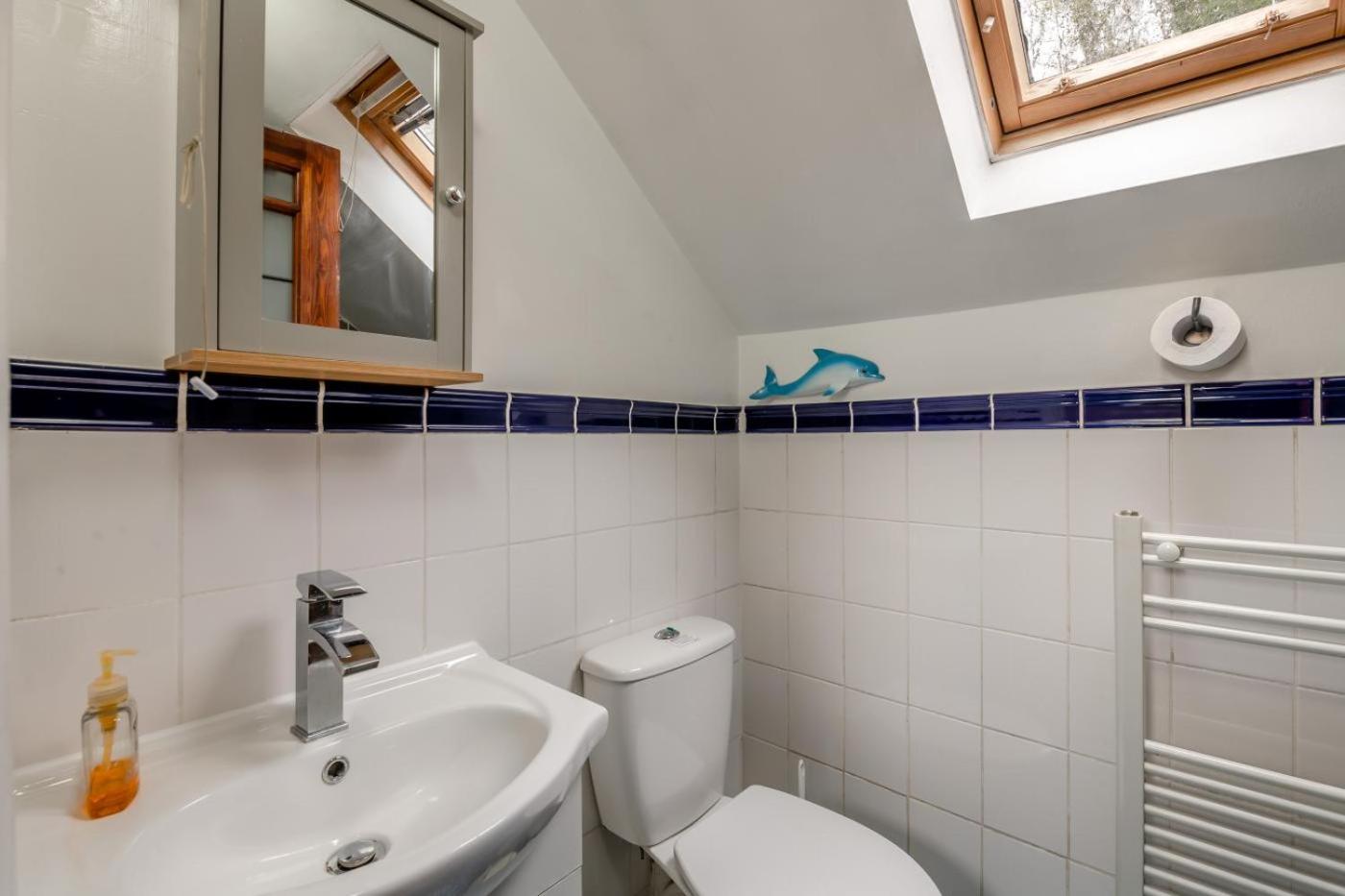 Fotografie 8: 2 Bed in Whitby oc-w301