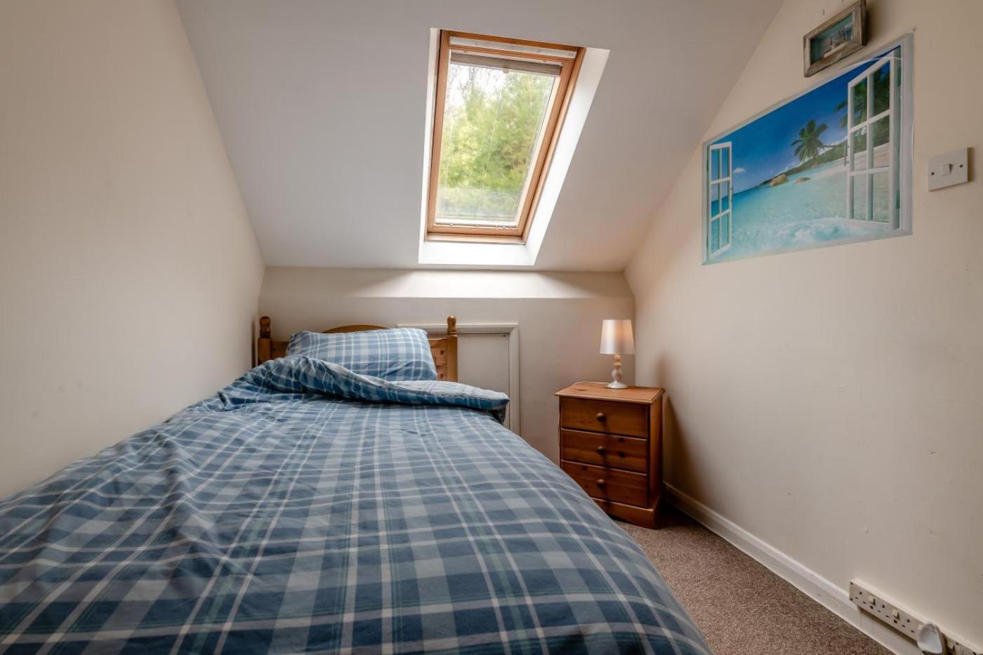 Fotografie 7: 2 Bed in Whitby oc-w301