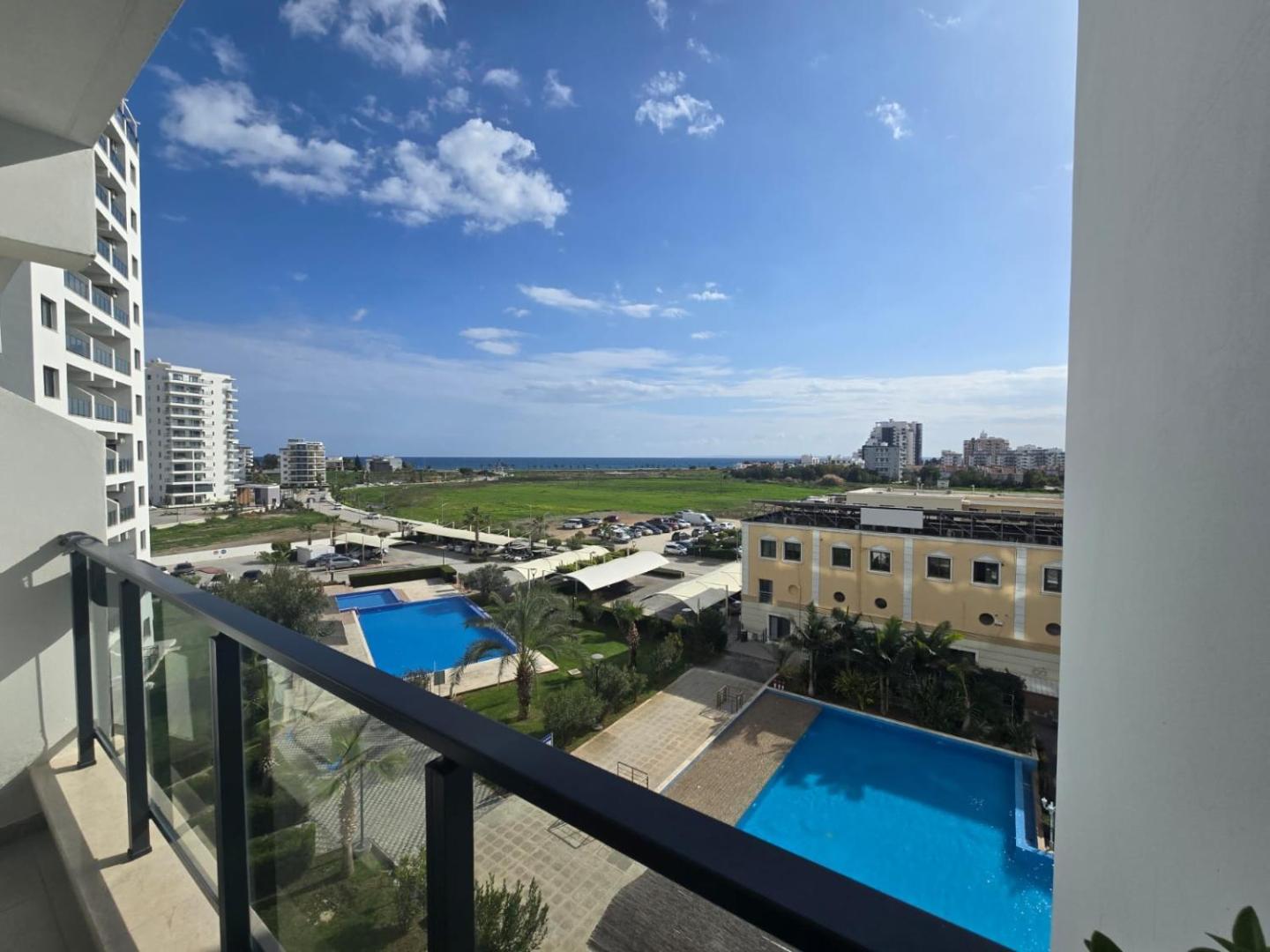 Studio Apartments with Pool Access at Caesar Resort photo 4