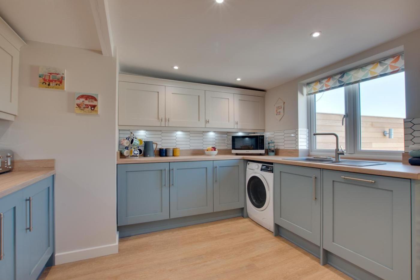 Foto 9: 2 Bed in Whitby oc-w449