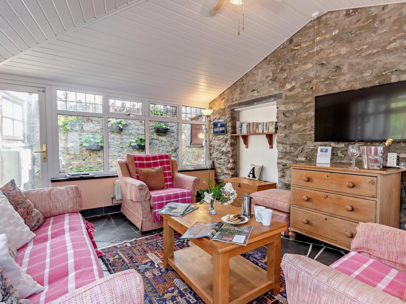 Foto 6: 2 Bed in Colwyn Bay oc-50933