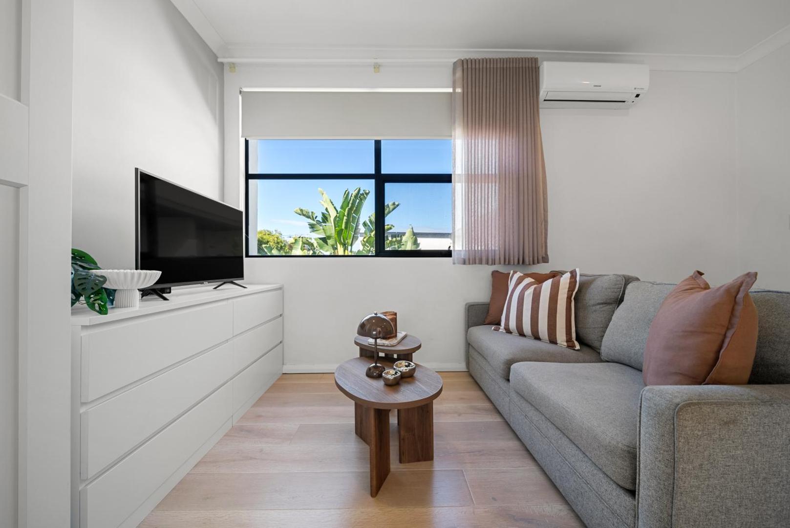 Kuva 5: Fleur at Lotus – Chic Boho Flat Near Glenelg & CBD