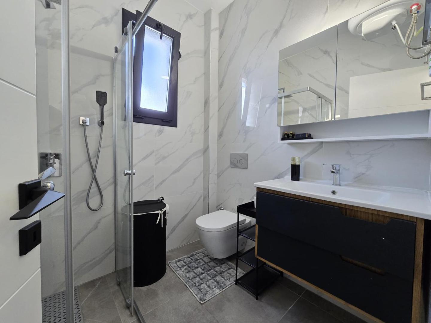 Studio Apartments with Pool Access at Caesar Resort photo 3