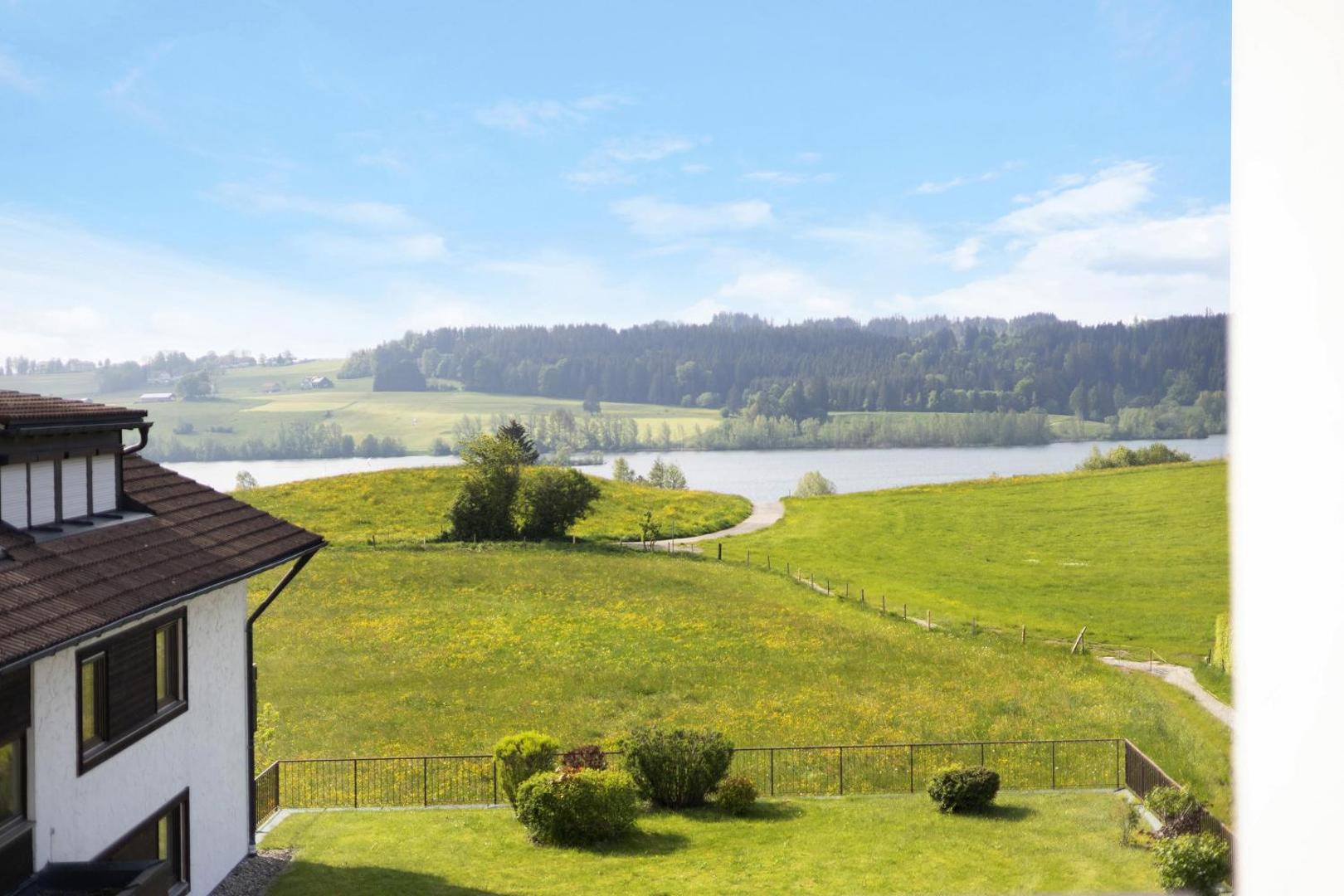 Billede 10: Loft mit Seeblick – Allgäu
