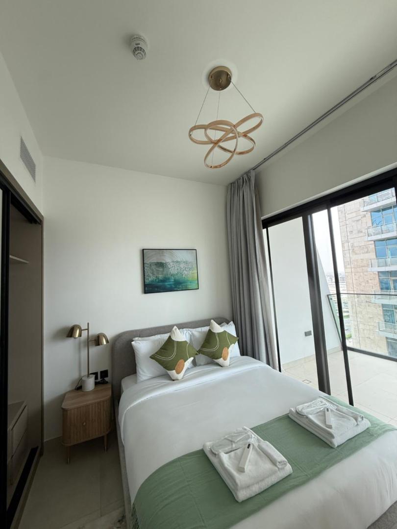 Foto 5: Sleek & Stylish Downtown Retreat