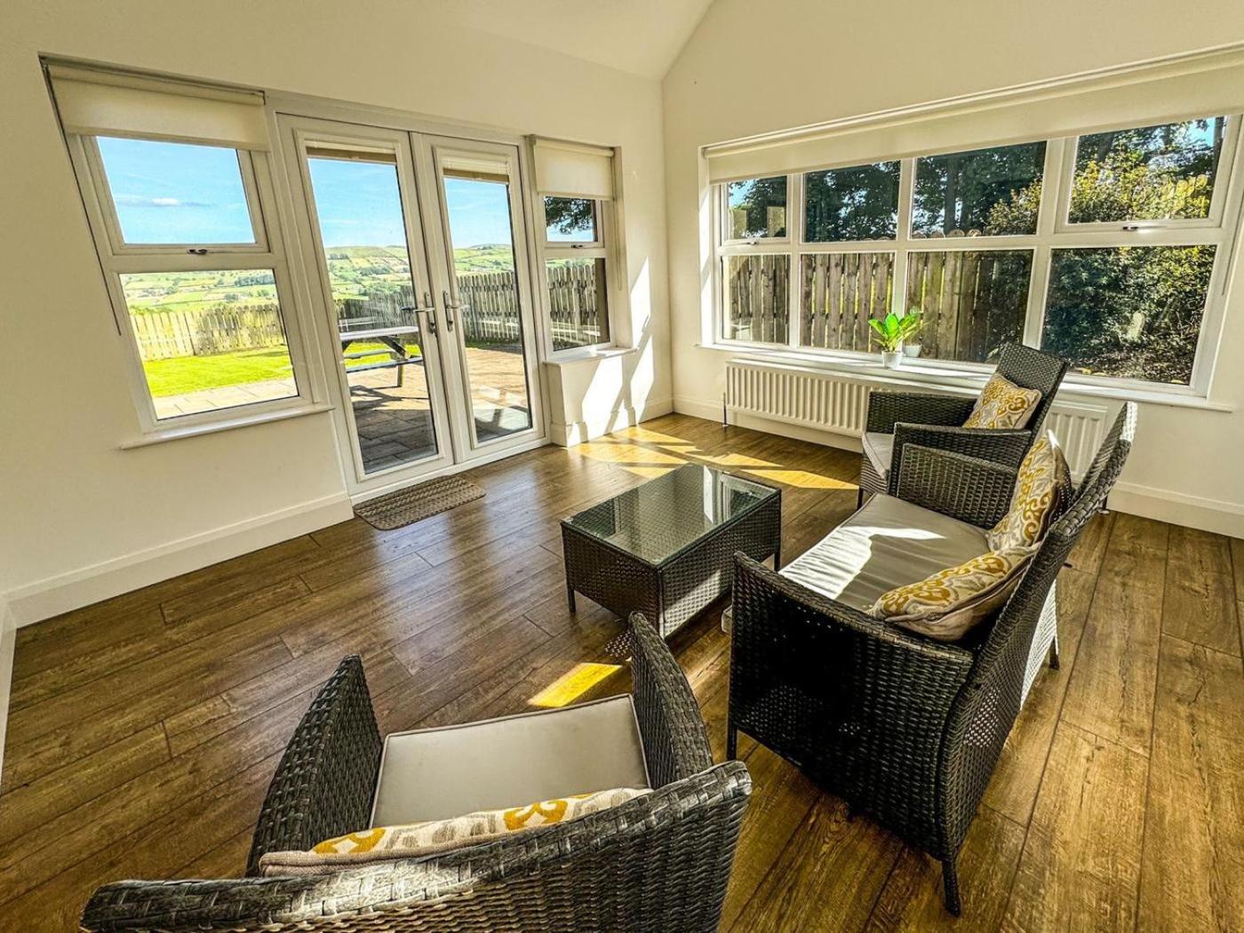 Foto 6: 4 Bed in Glenarm oc-ii15925