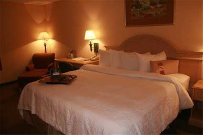 Bilde 8: Spark By Hilton Grand Prairie