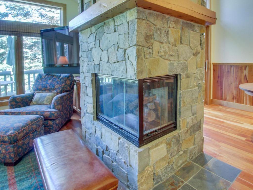 Foto 7: Legends - Simply Perfect Elkhorn Retreat