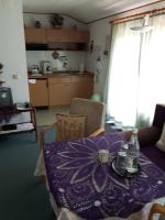 Apartamento con balcón