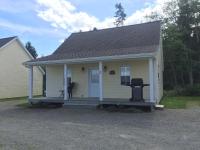 Lantern Hill & Hollow - B&B Ingonish Beach