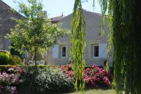 B&B Saint-Hilaire-de-Villefranche - Gite Lune de Miel - Bed and Breakfast Saint-Hilaire-de-Villefranche