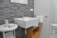 Holiday Beach Apartment - Chambres d’hôtes Denia