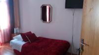 Basic Dreibettzimmer mit Gemeinschaftsbad