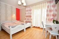 Zweibettzimmer mit Balkon