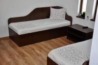 Camera Standard Doppia con Letti Singoli e Vista Giardino