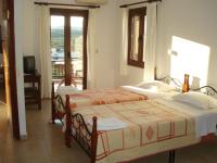 Studio (2 Adults)