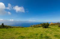 Casa Leonor by Rent2U, Lda - Chambres d’hôtes Arco da Calheta