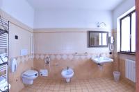 Chambre Lit King-Size - Accessible aux Personnes à Mobilité Réduite