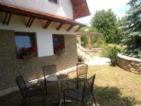 Hegyestű Apartman - Chambres d’hôtes Monoszló