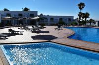 Puerto del Carmen center - New Apartment by the pool and private parking - B&B
