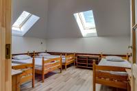 Vierbettzimmer mit Gemeinschaftsbad
