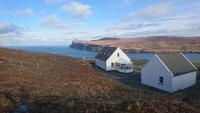 B&B Milovaig - Waterfall View - Bed and Breakfast Milovaig