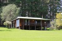 B&B Pemberton - Hawke Brook Chalets - Bed and Breakfast Pemberton