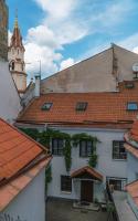 Baron's Arthouse Apartment - B&B