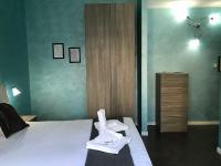 Superior Double Room with Private Bathroom