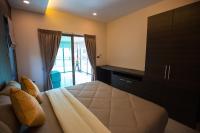 Premiere Nine-Bedroom Villa with Private Pool -Beach Front
