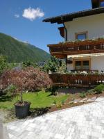 Haus Holzer - Bed and Breakfast