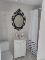 Dreibettzimmer mit eigenem externen Bad