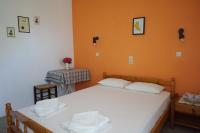 Basic Triple Room