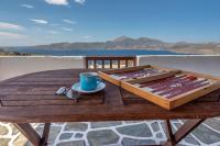Noula House & Studios - B&B