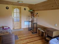 Habitación Triple Básica con baño compartido