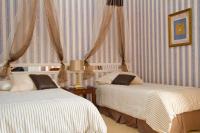 Triple Room with Shared Bathroom