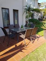 Unit 30 The Bridge - FAMILY UNIT IN A PRIME SPOT ON THE GROUND FLOOR - Chambres d'hôtes Saint Lucia