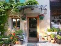 La Source, Vegetarian Guest House - B&B Chabeuil