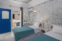 Twin Room with Balcony