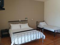 Standard Triple Studio