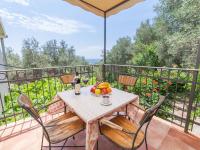 Studio with Sea View (4 Adults)