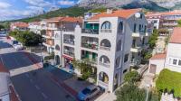 B&B Makarska - Apartmani Ruža - Bed and Breakfast Makarska