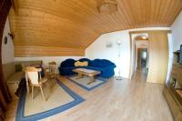 Apartment mit 2 Schlafzimmern und Balkon