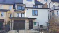 Pod srebrną różą - B&B