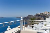 Private Villa with Outdoor Jetted Tub