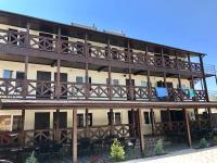 Mama Lyuba Resort - B&B Karolino-Buhaz